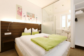 Гостиница Velden24 - Self Check-In  Фельден-Ам-Вёртер-Зе